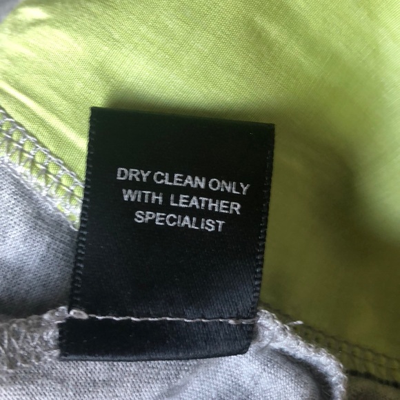 Leather detailed tank in perfect condition!! - Picture 6 of 6